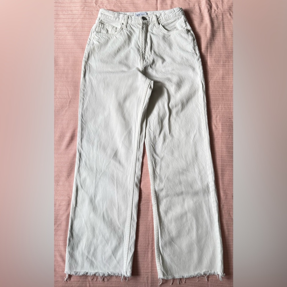 Zara Women's Straight Leg Jeans in White